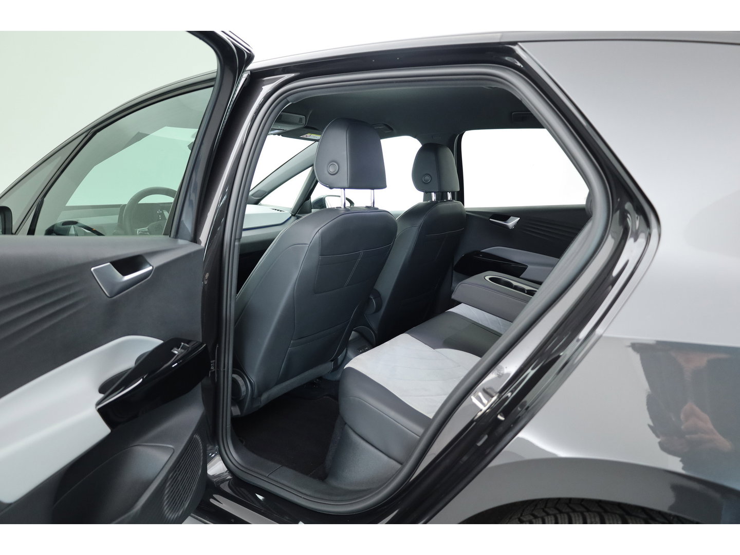 Volkswagen ID.3 Pro Advantage 58 kWh | Navi | Stoel- Stuurverw. | Adapt. Cruise | Camera | Keyless | Park Assist