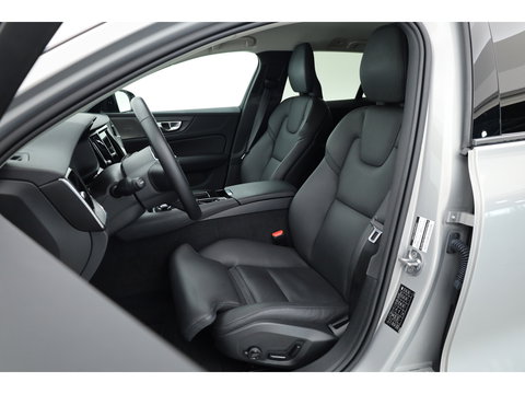 Volvo V60 2.0 T6 Plug-in hybrid AWD Plus Dark | ACC | Blis | H&K Audio | Stoel 4 & Stuur verwarming | memory | 19" |