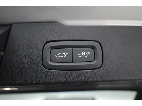 Volvo V60 2.0 T6 Plug-in hybrid AWD Plus Dark | ACC | Blis | H&K Audio | Stoel 4 & Stuur verwarming | memory | 19" |