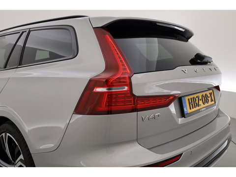 Volvo V60 2.0 T6 Plug-in hybrid AWD Plus Dark | ACC | Blis | H&K Audio | Stoel 4 & Stuur verwarming | memory | 19" |