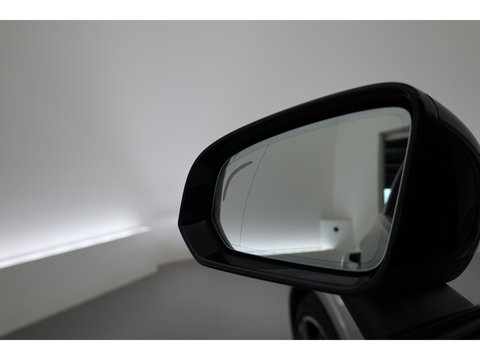 Volvo V60 2.0 T6 Plug-in hybrid AWD Plus Dark | ACC | Blis | H&K Audio | Stoel 4 & Stuur verwarming | memory | 19" |