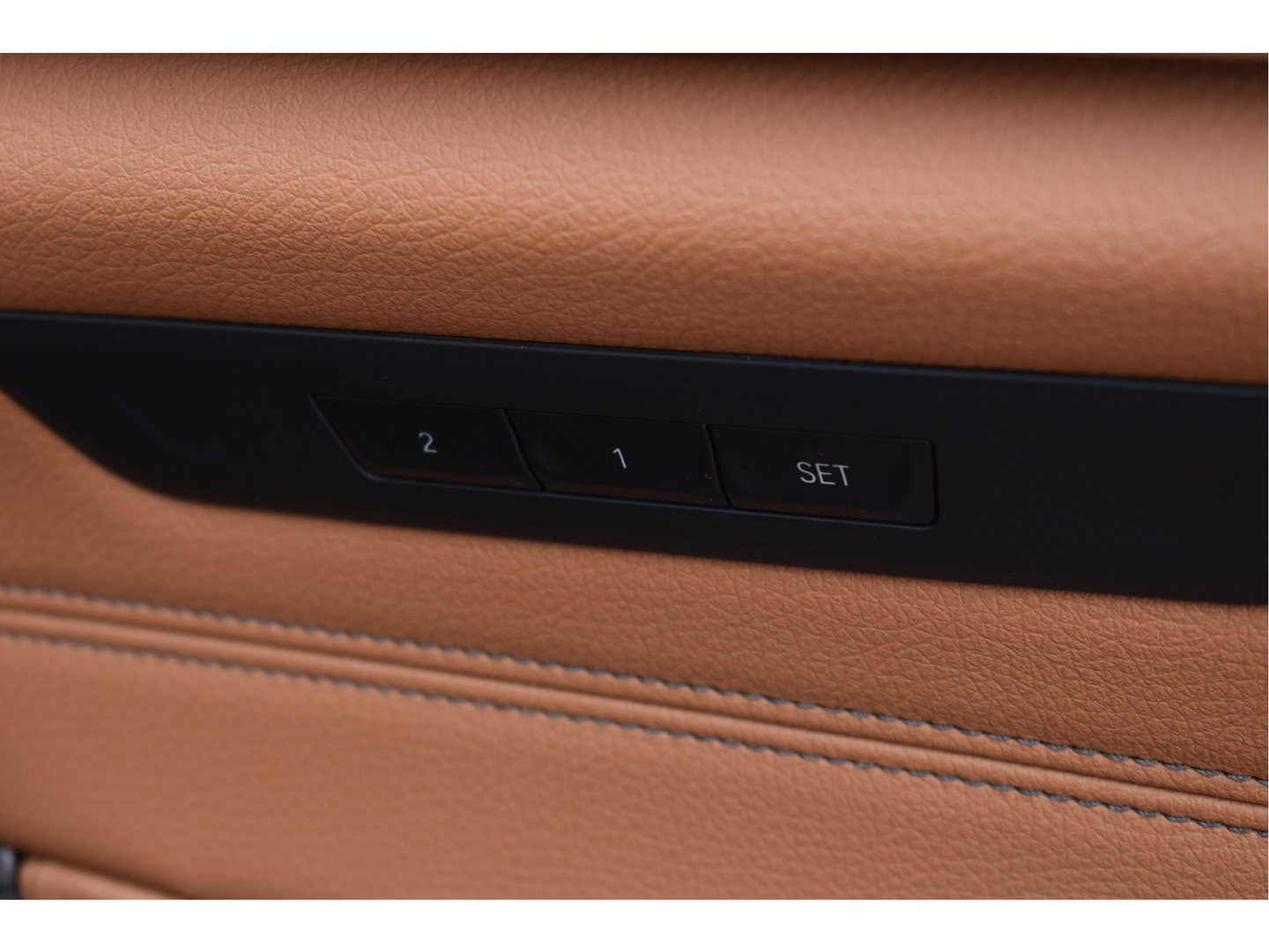 BMW 5 Serie 530i High Executive M-Sport Plus 252 pk benzine | NL-Auto | HUD | Trekhaak | Harman/Kardon | 360 gr.camera | Laserlight | Open dak