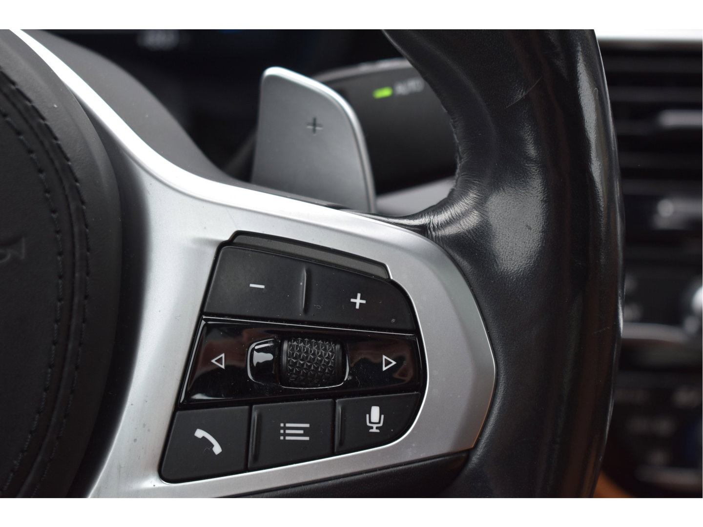 BMW 5 Serie 530i High Executive M-Sport Plus 252 pk benzine | NL-Auto | HUD | Trekhaak | Harman/Kardon | 360 gr.camera | Laserlight | Open dak