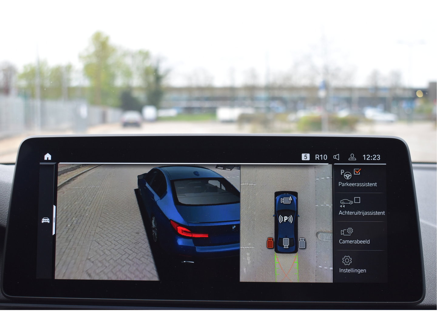 BMW 5 Serie 530i High Executive M-Sport Plus 252 pk benzine | NL-Auto | HUD | Trekhaak | Harman/Kardon | 360 gr.camera | Laserlight | Open dak