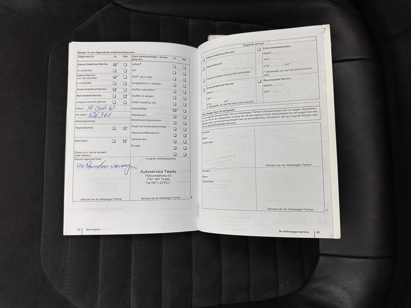 Volkswagen Passat Variant 1.6 TDI Highline BlueMotion ⚠️MOTOR-DEFECT⚠️ *PANO | LEATHER-MICROFIBRE | HEATED-COMFORTSEATS | NAVI-FULLMAP | PRIVACY-GLASS | ECC | PDC | CRUISE | 17''ALU | TOWBAR*