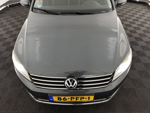 Volkswagen Passat Variant 1.6 TDI Highline BlueMotion ⚠️MOTOR-DEFECT⚠️ *PANO | LEATHER-MICROFIBRE | HEATED-COMFORTSEATS | NAVI-FULLMAP | PRIVACY-GLASS | ECC | PDC | CRUISE | 17''ALU | TOWBAR*