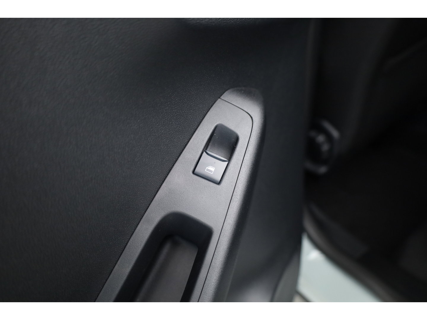 Ford Puma 1.0 EcoBoost Hybrid ST-Line | Winter Pack | 360cam | Adapt. Cruise | Apple CarPlay | Keyless | Elek. Achterklep |