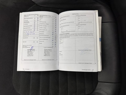 Volkswagen Passat Variant 1.6 TDI Highline BlueMotion ⚠️MOTOR-DEFECT⚠️ *PANO | LEATHER-MICROFIBRE | HEATED-COMFORTSEATS | NAVI-FULLMAP | PRIVACY-GLASS | ECC | PDC | CRUISE | 17''ALU | TOWBAR*