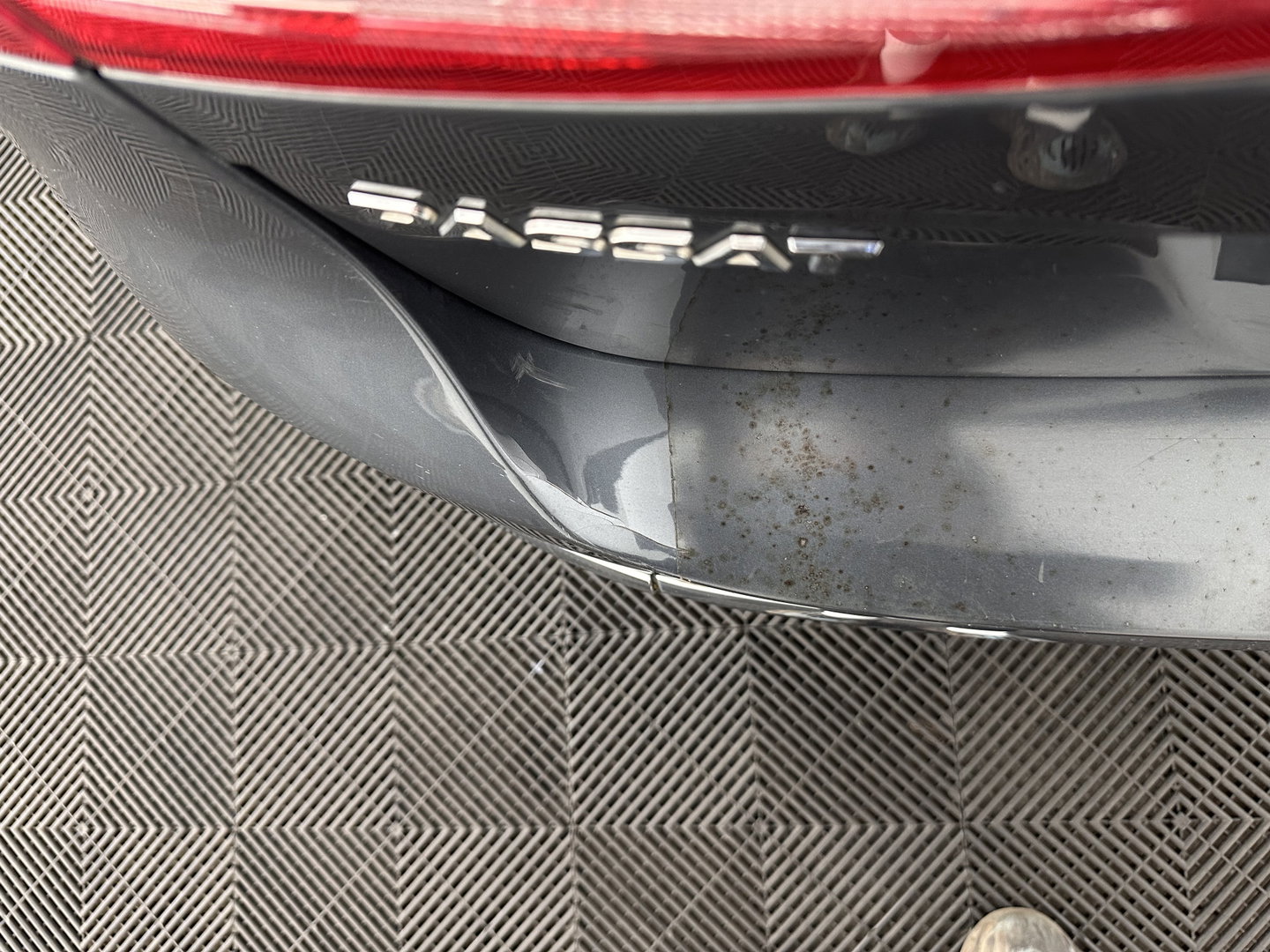 Volkswagen Passat Variant 1.6 TDI Highline BlueMotion ⚠️MOTOR-DEFECT⚠️ *PANO | LEATHER-MICROFIBRE | HEATED-COMFORTSEATS | NAVI-FULLMAP | PRIVACY-GLASS | ECC | PDC | CRUISE | 17''ALU | TOWBAR*