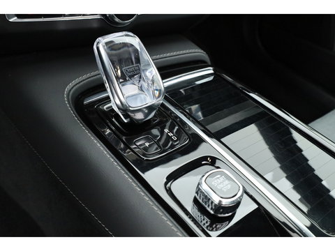 Volvo V90 2.0 T6 AWD Business Pro | Pano | Elek. Trekhaak | Adapt. Cruise | 4x Stoelverw. | Memory | Camera | Keyless | 18''