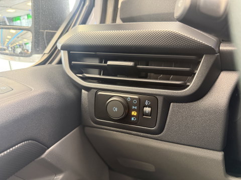 Ford Transit Custom 280 2.0 TDCI L1H1 Trend 3-Persoons Airco CruiseControl Full-led