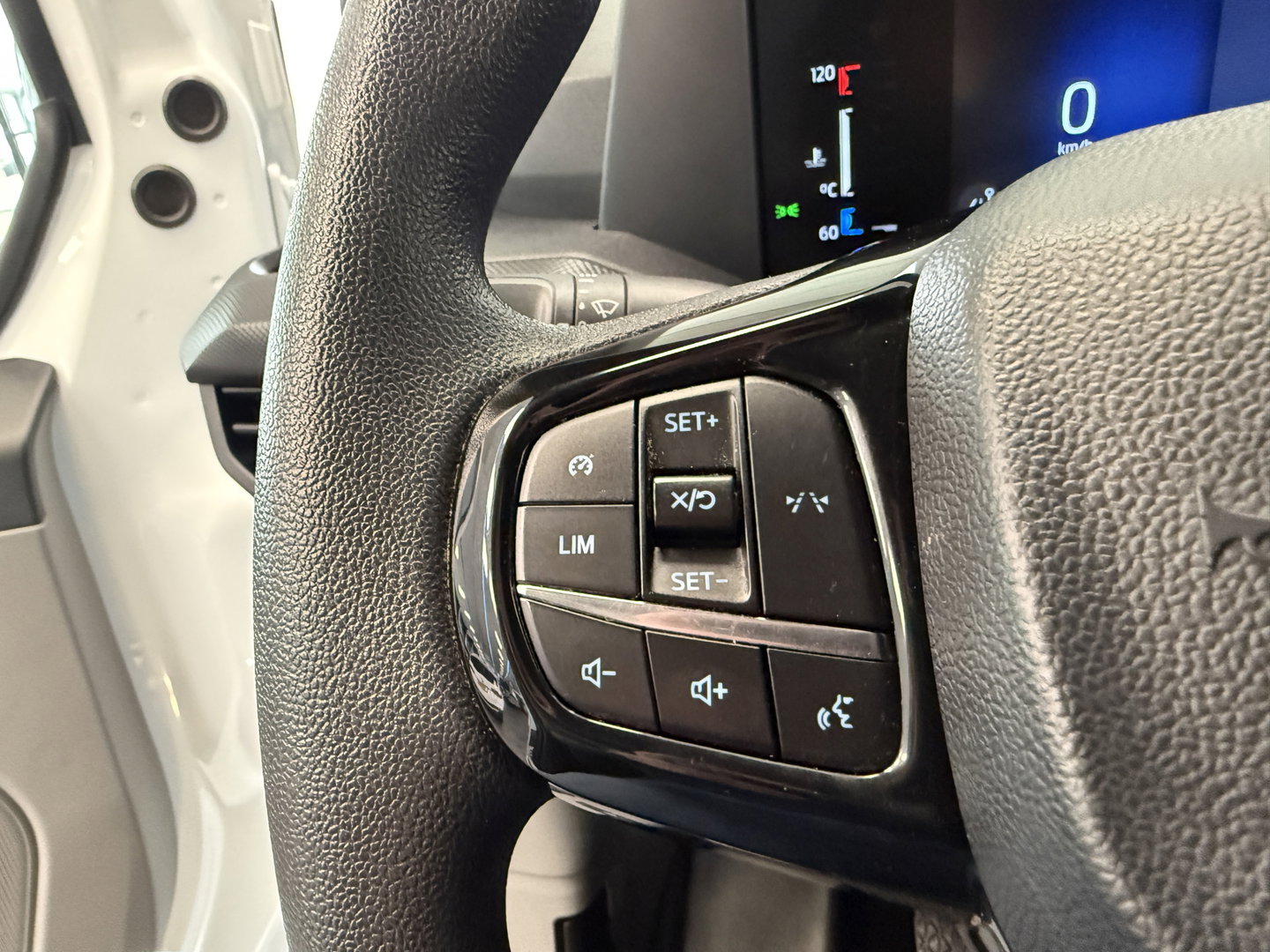 Ford Transit Custom 280 2.0 TDCI L1H1 Trend 3-Persoons Airco CruiseControl Full-led