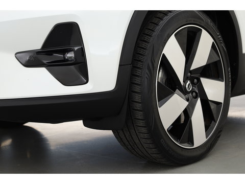 Volvo XC40 1.5 T4 Plug-in hybrid Ultimate Dark | Pano | H&K Audio | Memory | achteruitrijcamera | 20 " |