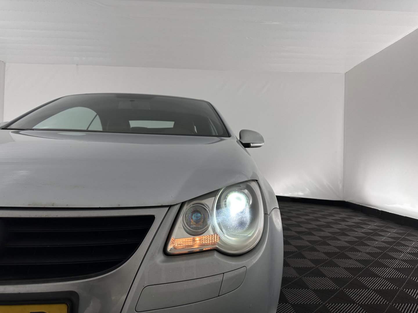 Volkswagen Eos 2.0 T-FSI Ambiente-Pack CABRIOROOF-DEFECT*LEATHER | XENON | PDC | ECC | CRUISE*