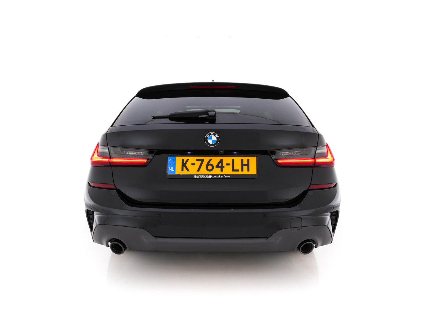 BMW 3 Serie Touring 330e eDrive M-Sportpack Edition (Plug-In) (INCL-BTW) *PANO | LEATHER | HEAD-UP | ADAPTIVE-CRUISE | FULL-LED | KEYLESS | DIGI-COCKPIT | HEATED-SPORTSEATS | CAMERA | HIFI-SOUND | PRIVACYGLASS | DAB+ | SHIFTPADDLES | NAVI-FULLMAP | 19"A