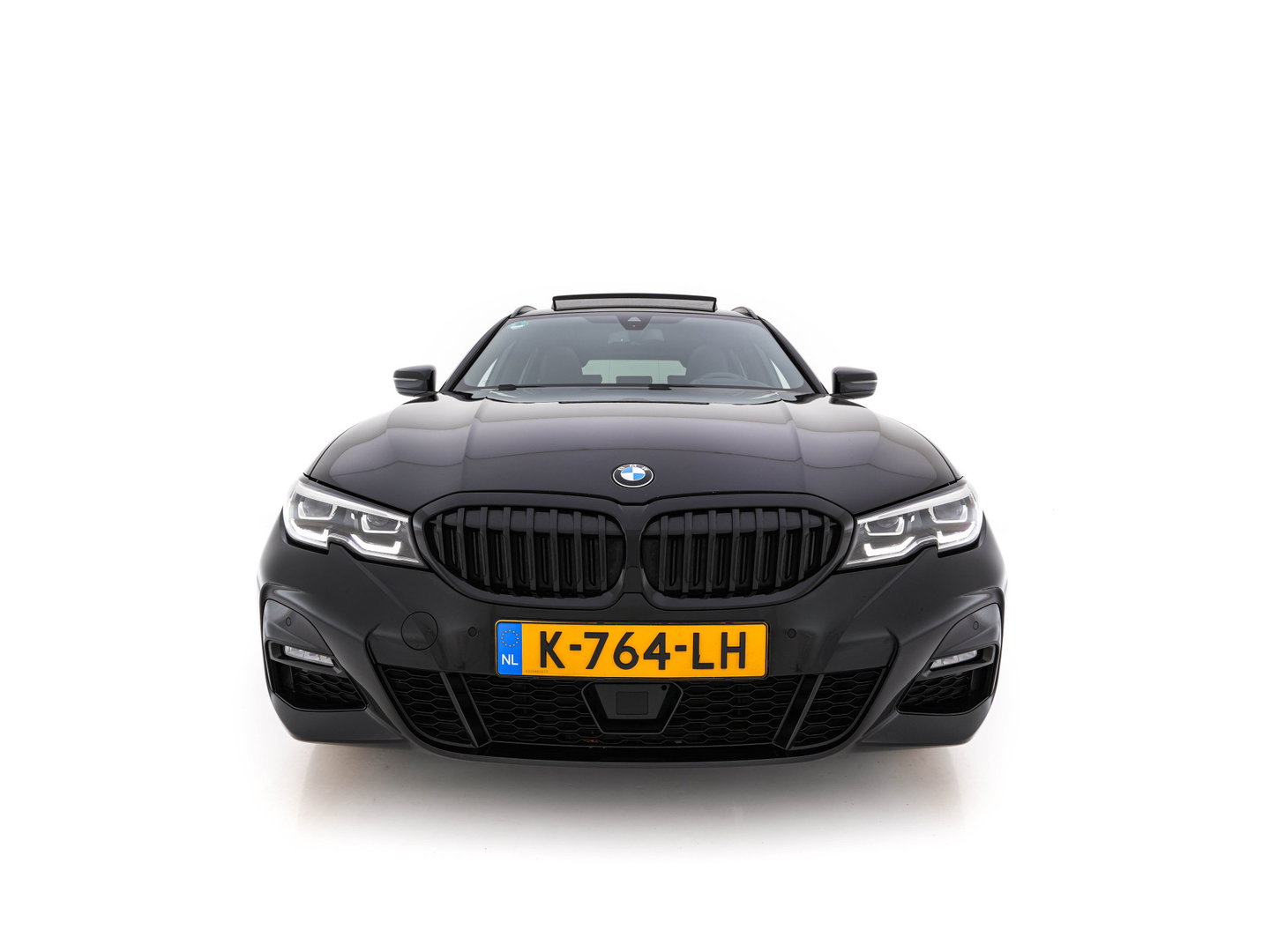 BMW 3 Serie Touring 330e eDrive M-Sportpack Edition (Plug-In) (INCL-BTW) *PANO | LEATHER | HEAD-UP | ADAPTIVE-CRUISE | FULL-LED | KEYLESS | DIGI-COCKPIT | HEATED-SPORTSEATS | CAMERA | HIFI-SOUND | PRIVACYGLASS | DAB+ | SHIFTPADDLES | NAVI-FULLMAP | 19"A