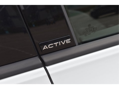 Volkswagen Golf 1.5 eTSI Active Business | Open dak | Carplay | Stoelverwarming | Digitale tellers | IQ-Light | LM-Velgen