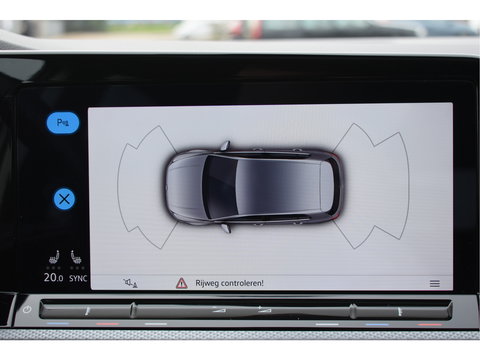 Volkswagen Golf 1.5 eTSI Active Business | Open dak | Carplay | Stoelverwarming | Digitale tellers | IQ-Light | LM-Velgen