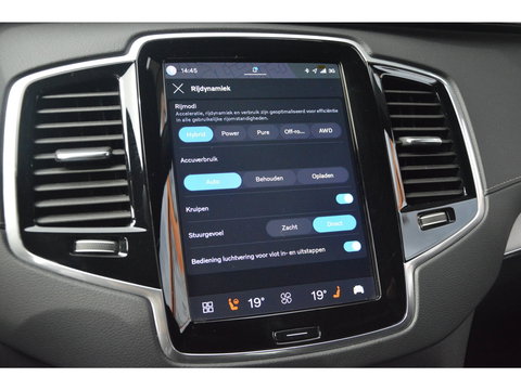 Volvo XC90 T8 Hybride AWD Plus Dark LONG RANGE | Luchtvering | Head-Up | Panoramadak | 360° Camera |Trekhaak |