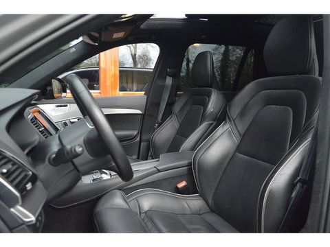 Volvo XC90 T8 Hybride AWD Plus Dark LONG RANGE | Luchtvering | Head-Up | Panoramadak | 360° Camera |Trekhaak |