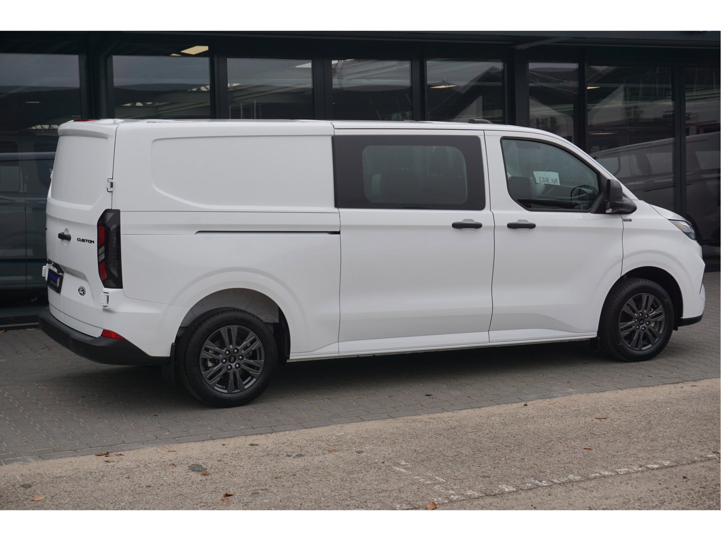 Ford Transit Custom 320L 150PK Trend Dubbel Cabine BPM VRIJ!! 13" Sync4 Apple CP/Android A. Cam, LED 17" LM!! NR. 841