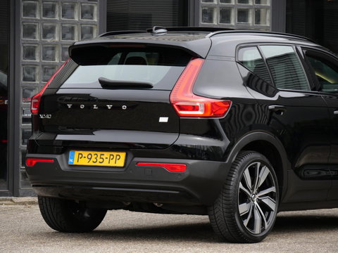 Volvo XC40 RECHARGE PRO/ PANORAMADAK/ 360°CAMERA/ TREKHAAK/ ELEKT. STOELEN/ H&K AUDIO