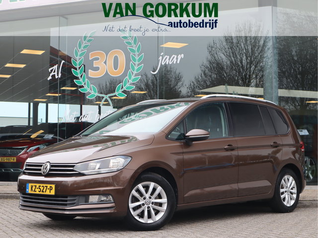 Volkswagen Touran - 1.2 TSI Connected Series Navi / Climate / Trekh / Pano / 7 Persoons