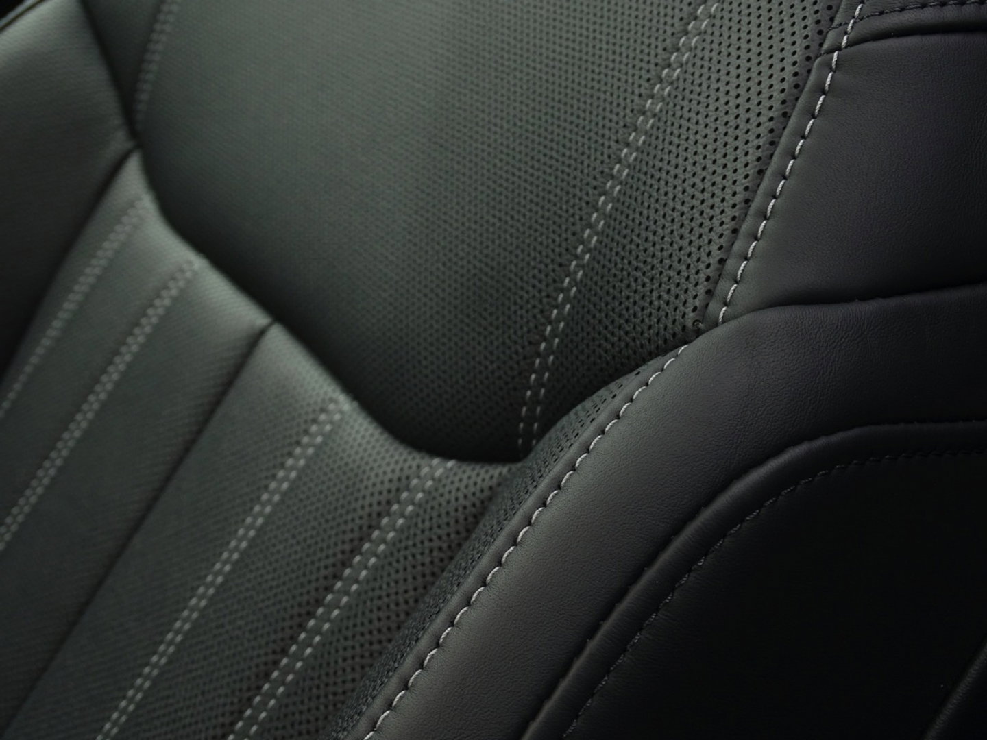 Audi A6 Avant 55 TFSIe 367PK Quattro / S6 Edit / Pano / Matrix / 360° / carbon