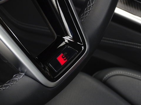 Audi A6 Avant 55 TFSIe 367PK Quattro / S6 Edit / Pano / Matrix / 360° / carbon