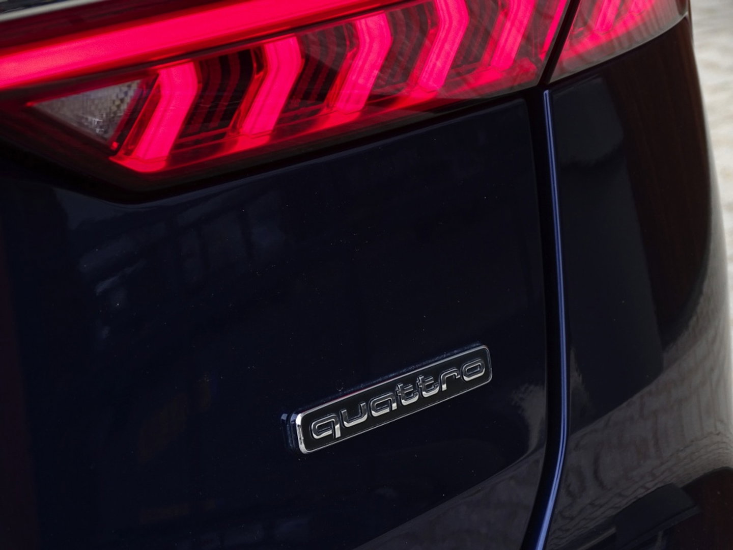 Audi A6 Avant 55 TFSIe 367PK Quattro / S6 Edit / Pano / Matrix / 360° / carbon