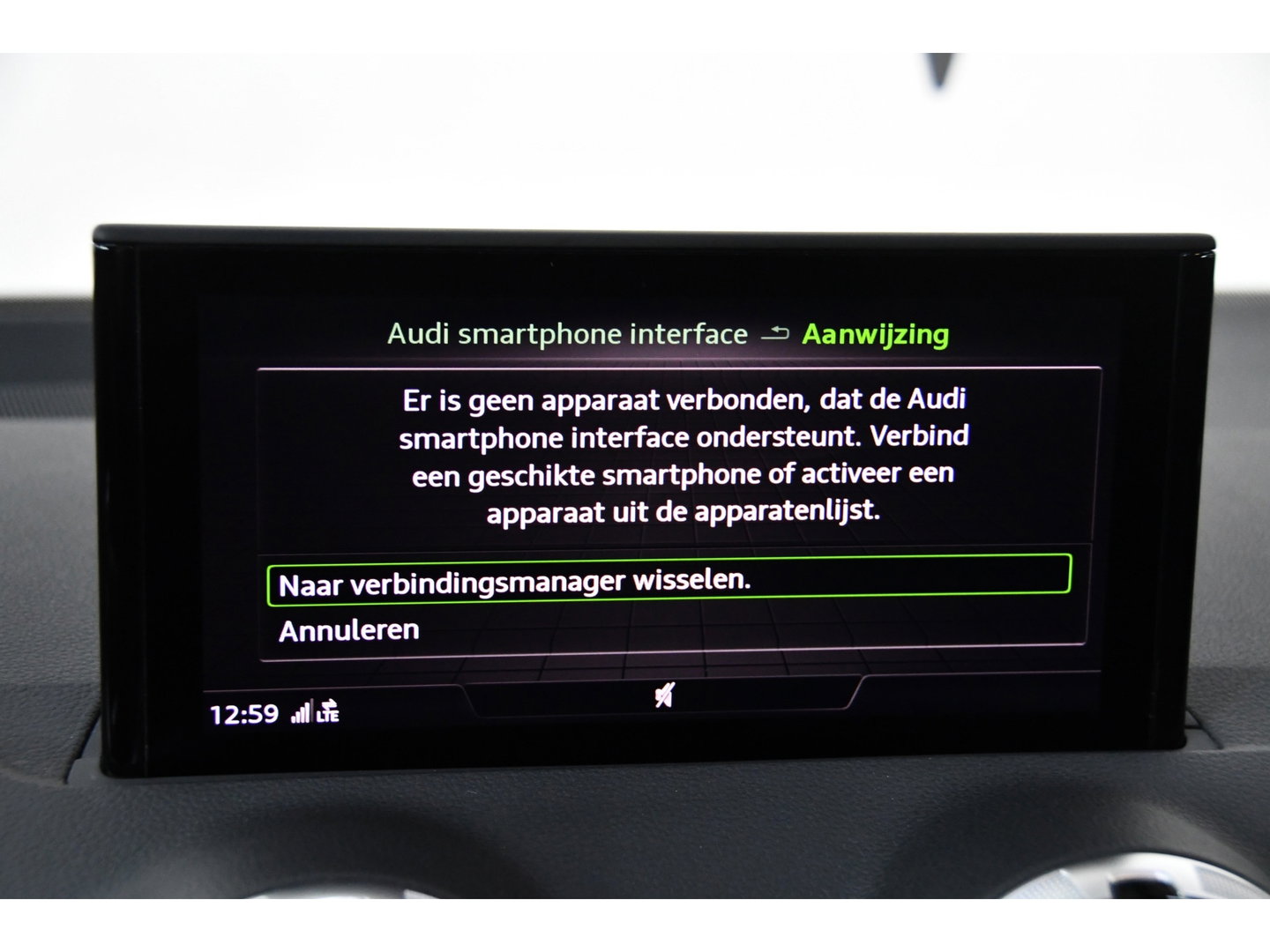 Audi Q2 35 TFSI S-Line, Pano, Camera, Navi