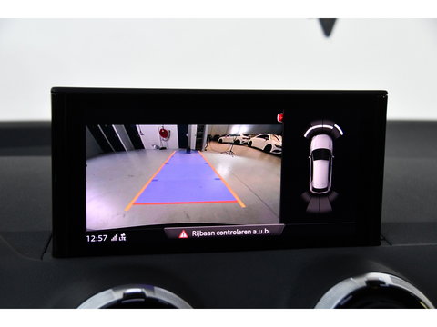 Audi Q2 35 TFSI S-Line, Pano, Camera, Navi