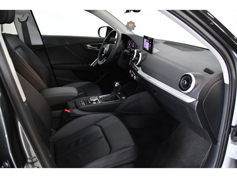 Audi Q2 35 TFSI S-Line, Pano, Camera, Navi