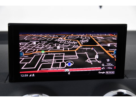 Audi Q2 35 TFSI S-Line, Pano, Camera, Navi