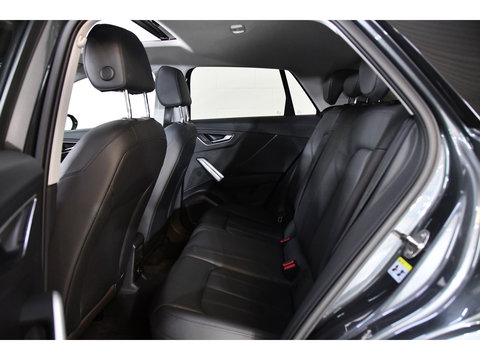 Audi Q2 35 TFSI S-Line, Pano, Camera, Navi