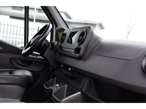 Mercedes-Benz Sprinter 516 2.2 CDI L2H1 DC PB Edition N1! Camera, Cruise, Carplay, 3500kg Trekhaak, Stoelverwarming, 164pk, geveerde stoel, Uniek!