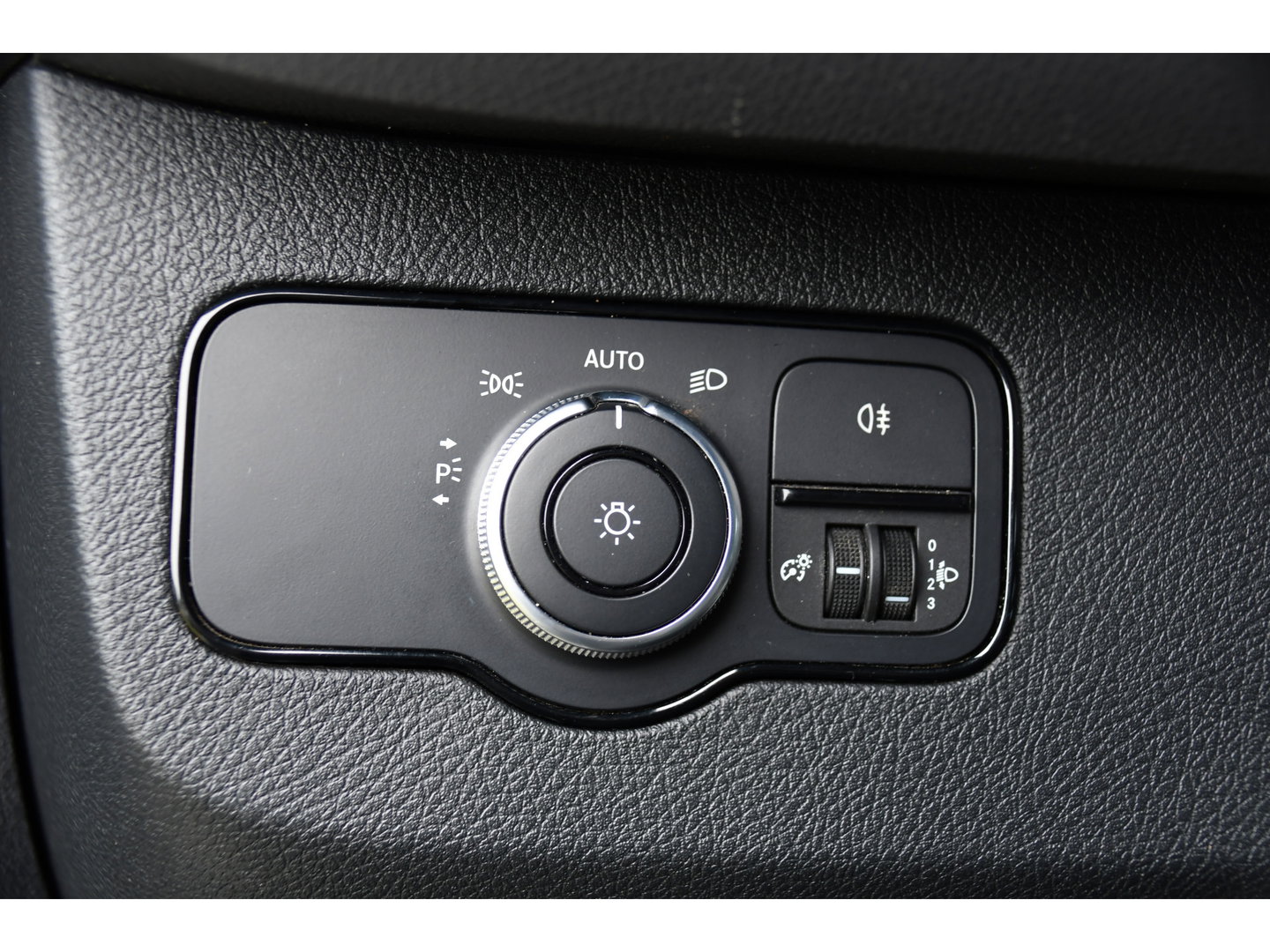 Mercedes-Benz Sprinter 516 2.2 CDI L2H1 DC PB Edition N1! Camera, Cruise, Carplay, 3500kg Trekhaak, Stoelverwarming, 164pk, geveerde stoel, Uniek!