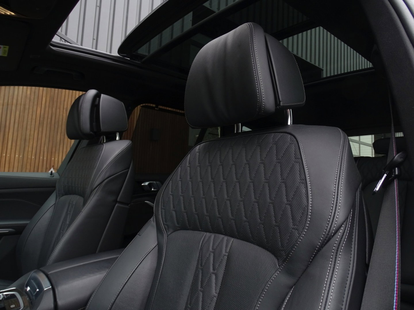 BMW X5 50e 490PK X-Drive M- Individual / Frozen Grey / Carbon