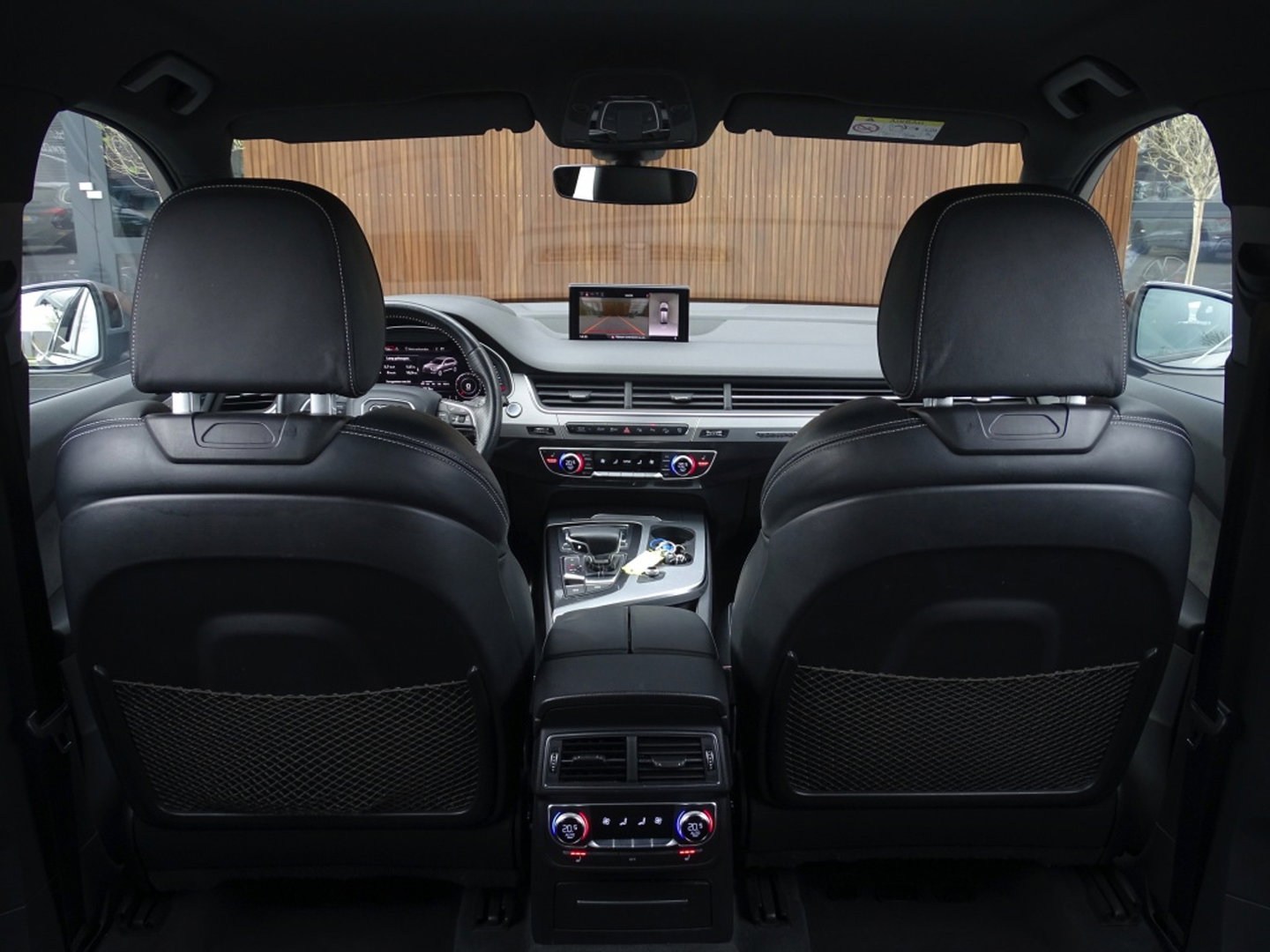 Audi Q7 3.0 TFSI V6T 334PK Quattro / S-Line / Nachtzicht / 360° / 7 Pers