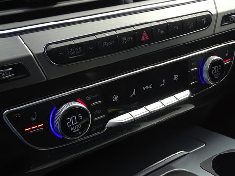 Audi Q7 3.0 TFSI V6T 334PK Quattro / S-Line / Nachtzicht / 360° / 7 Pers