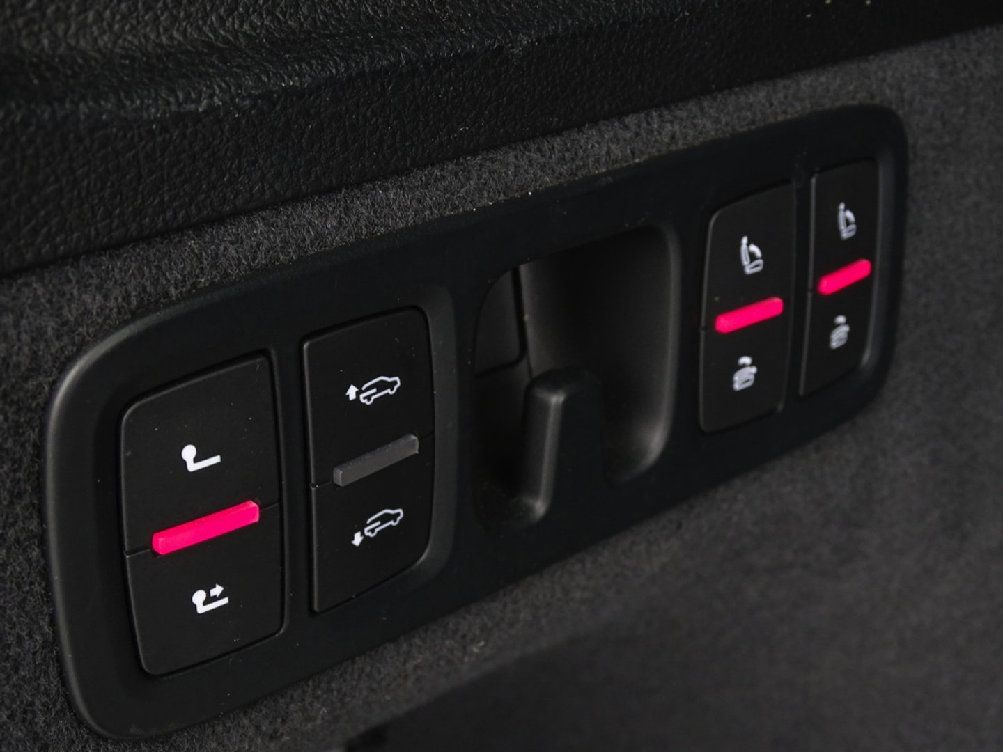 Audi Q7 3.0 TFSI V6T 334PK Quattro / S-Line / Nachtzicht / 360° / 7 Pers