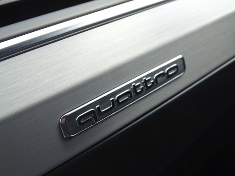 Audi Q7 3.0 TFSI V6T 334PK Quattro / S-Line / Nachtzicht / 360° / 7 Pers