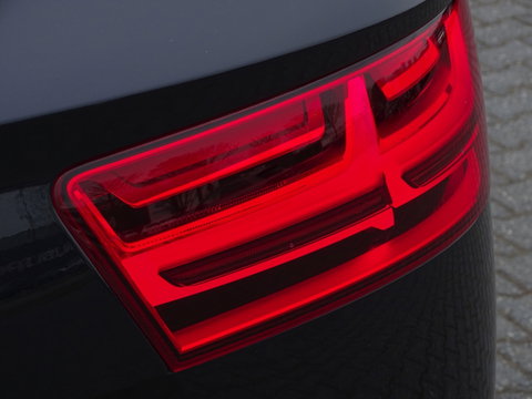 Audi Q7 3.0 TFSI V6T 334PK Quattro / S-Line / Nachtzicht / 360° / 7 Pers