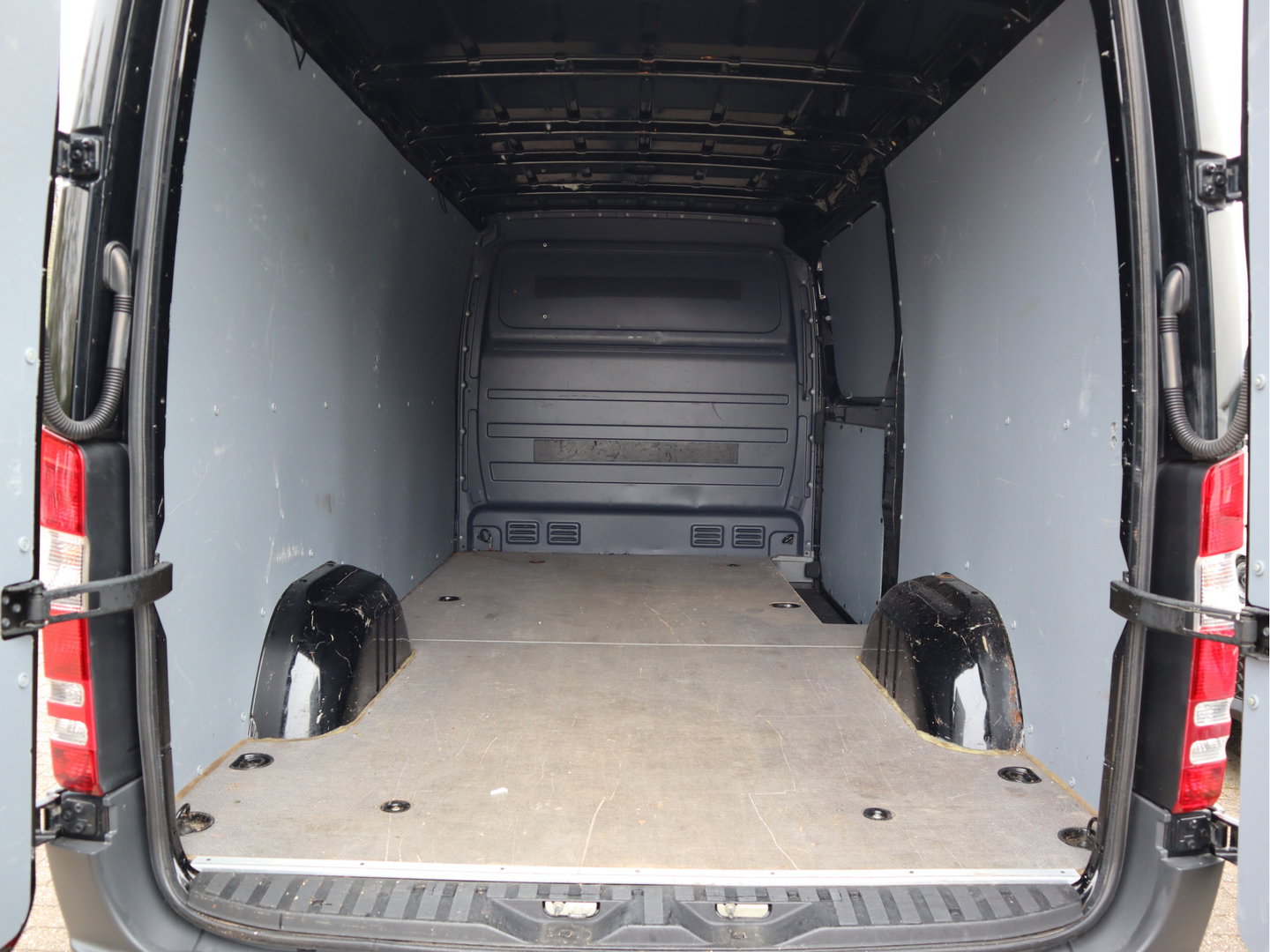 Mercedes-Benz Sprinter 216 CDI L2H1 - Trekhaak - Airco - 3 Zits