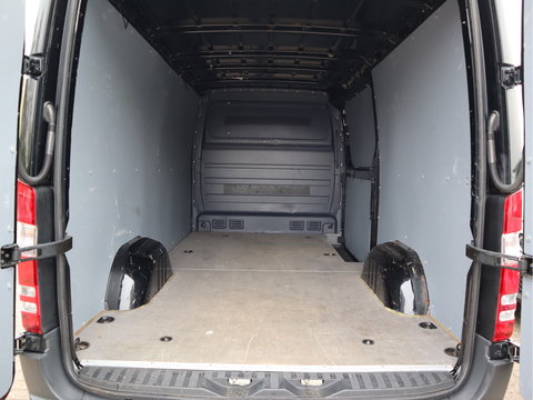 Mercedes-Benz Sprinter 216 CDI L2H1 - Trekhaak - Airco - 3 Zits
