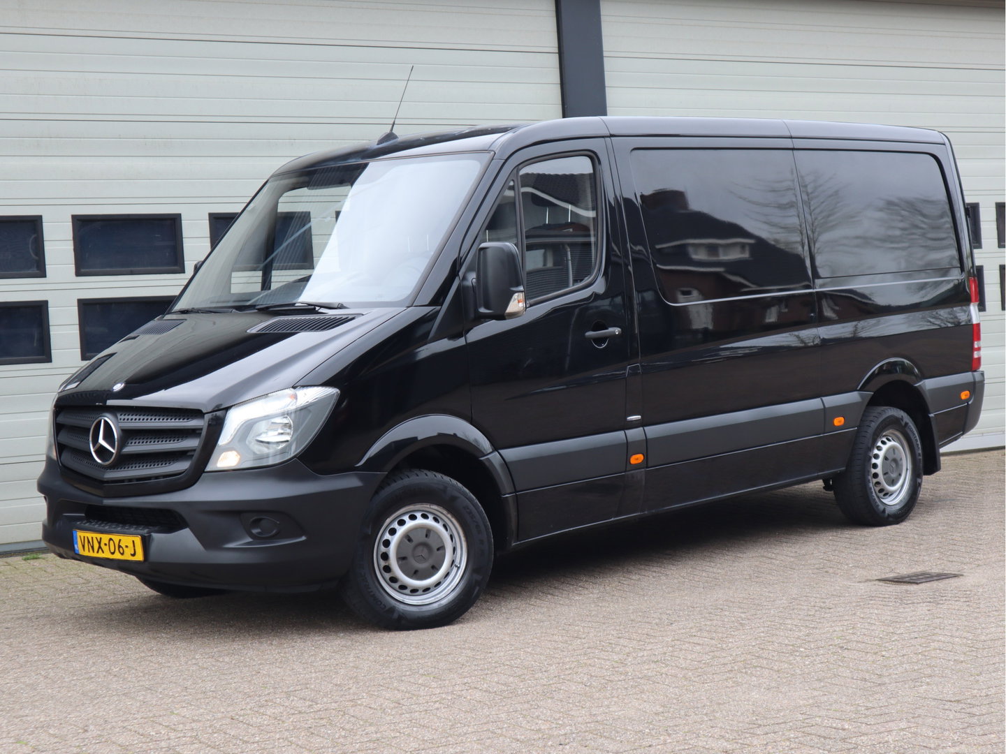 Mercedes-Benz Sprinter 216 CDI L2H1 - Trekhaak - Airco - 3 Zits