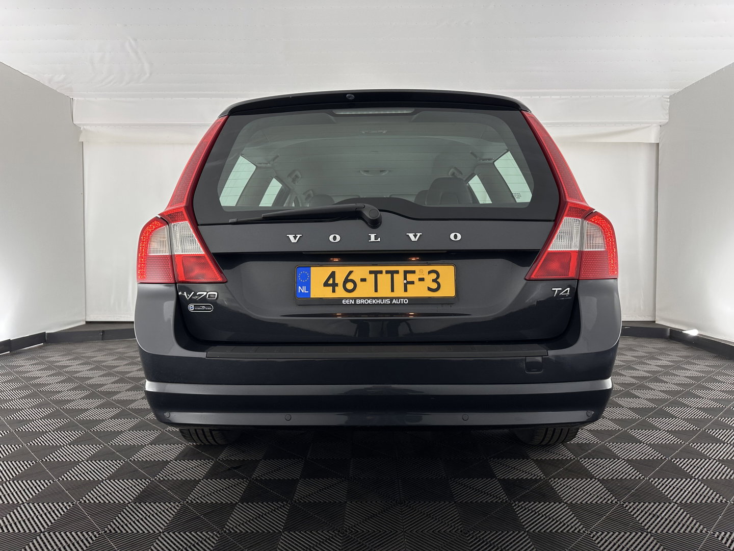 Volvo V70 1.6 T4 Limited Edition Aut. *LEATHER | XENON | NAVI-FULLMAP | HEATED-COMFORTSEATS | ECC | PDC | CRUISE | 17''ALU*