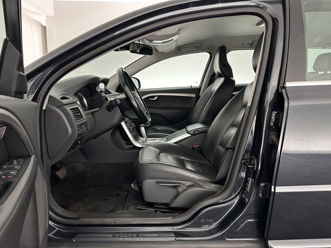 Volvo V70 1.6 T4 Limited Edition Aut. *LEATHER | XENON | NAVI-FULLMAP | HEATED-COMFORTSEATS | ECC | PDC | CRUISE | 17''ALU*