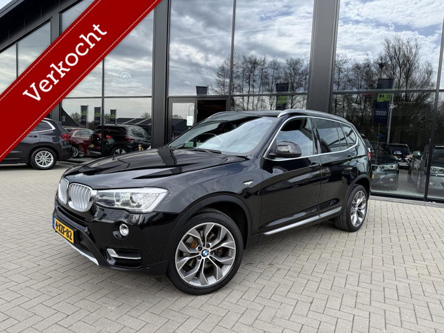 BMW X3 - sDrive20i High Executive|ElekTrekhaak|Navi|19"|Stoelverwarming
