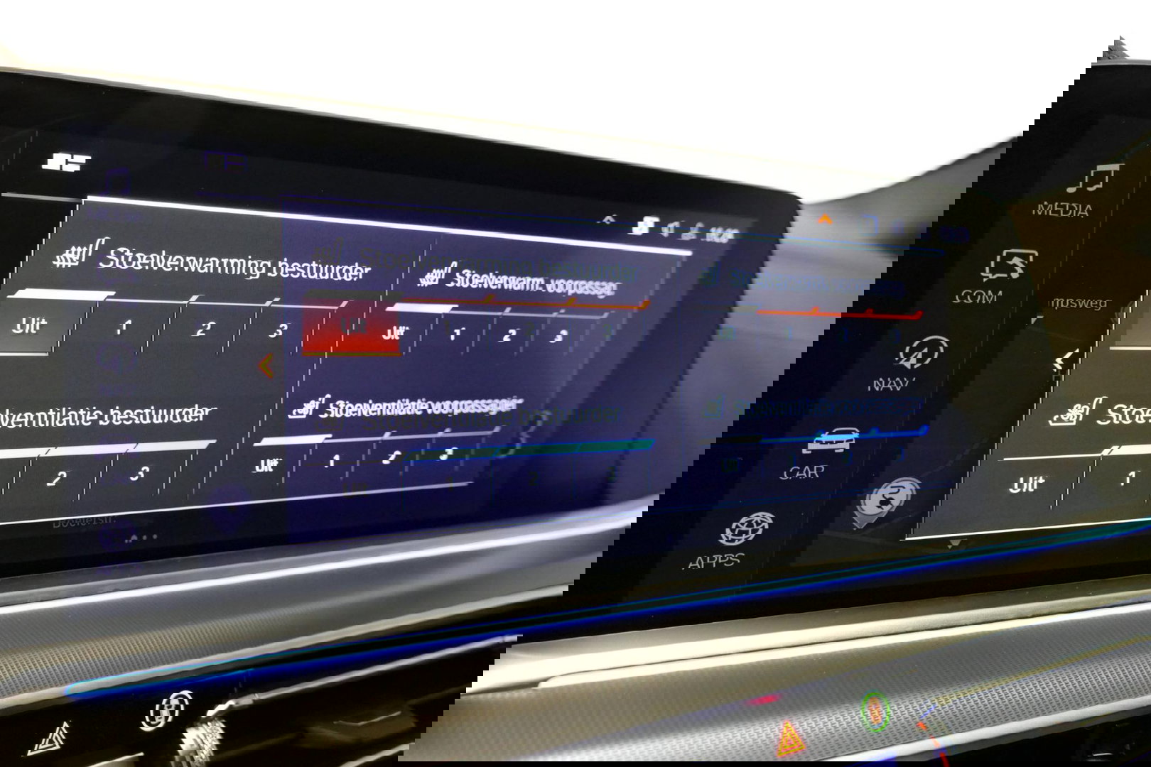 BMW X5 xDrive45e M Sport / Maxton Design Bodykit V.2 / Panoramadak / Achterasbesturing / BMW Laser Light / Elektr. verstelbare voorstoelen + memory / Stoelkoeling + -verwarming / Soft Close / Ambienteverlichting / HUD / Rondomzichtcamera / Apple Carplay - Androi